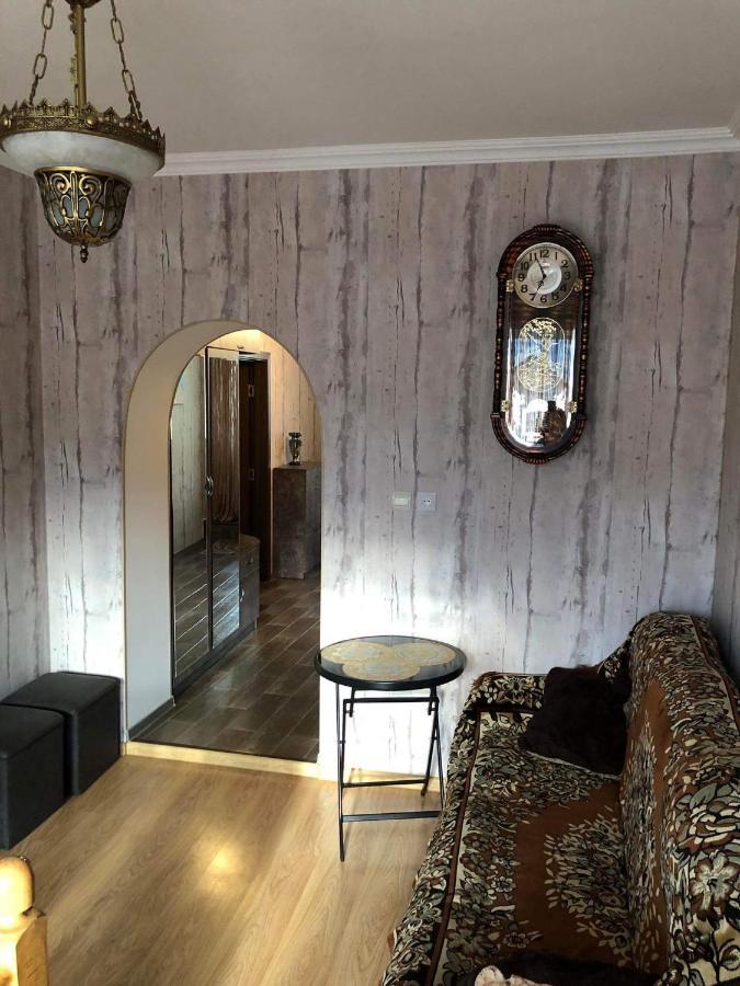 Mikheil Pitskhelauri Guest House Kazbegi Exterior photo
